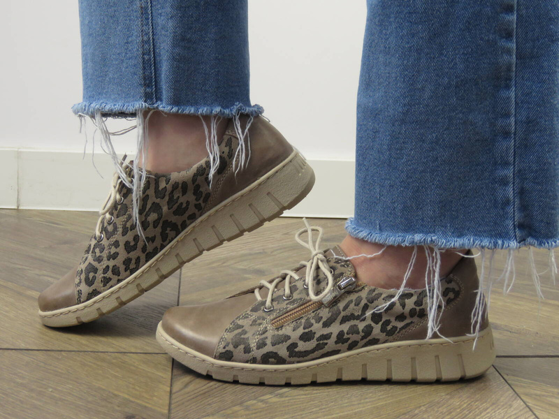 Skórzane półbuty damskie HELIOS Komfort 429, beżowe z panterką