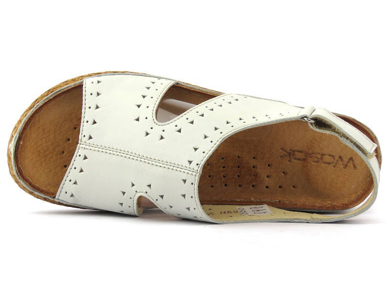 Skórzane sandały damskie z ażurowym wzorem - WASAK 0652, białe