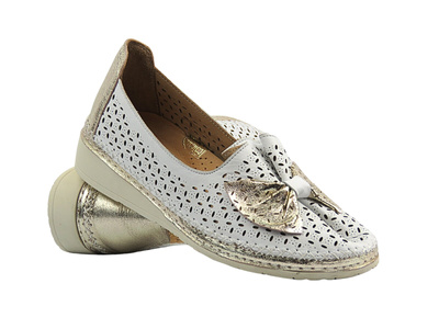 Ażurowe półbuty damskie białe Venezia G010LEWOOBM129