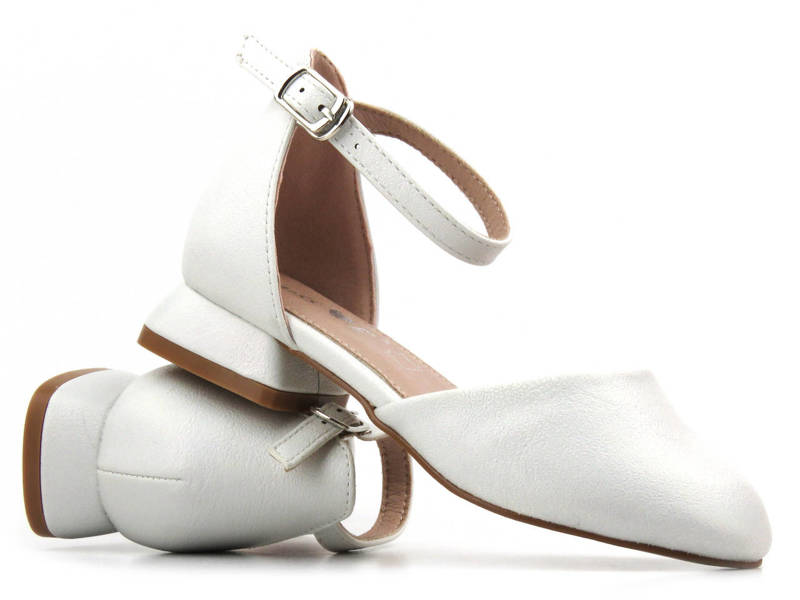 Eleganckie czółenka dziewczęce na obcasie, buty komunijne - Miss E 23DZ35-5603, białe