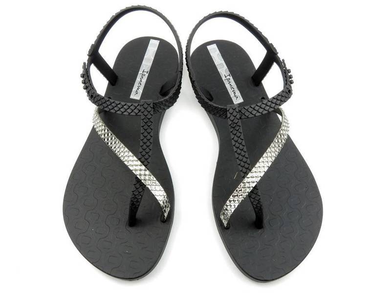 Lekkie, elastyczne sandały, japonki damskie IPANEMA 82931, czarne