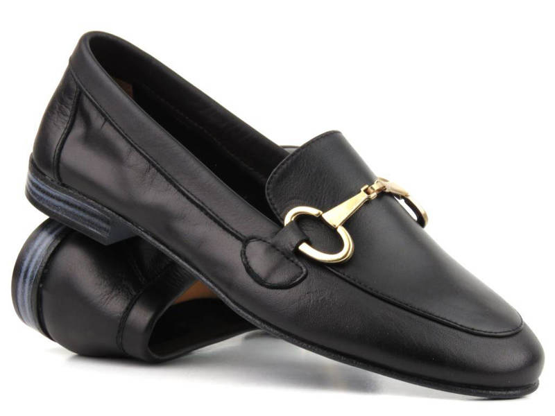 Loafersy damskie ze złotą ozdobą - VENEZIA E246, czarne