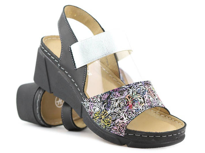Skórzane sandały damskie na koturnie - HELIOS Komfort 118, czarne