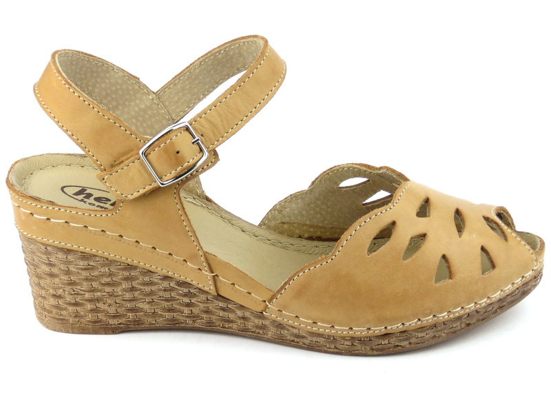Wygodne sandały damskie w stylu pin-up - HELIOS Komfort 4023, jasnobrązowe